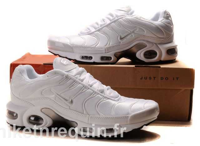 air tn chaussures blanches (1)